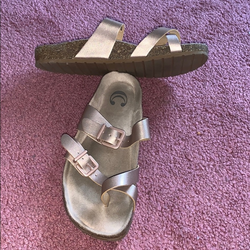 Worn a few times